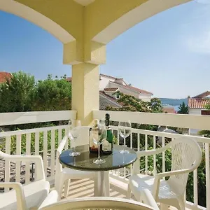  Apartament Ciovo